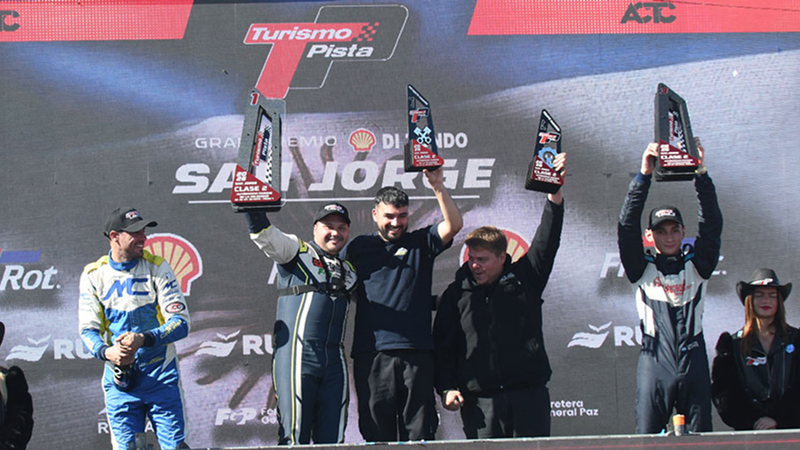 Alejo Cravero se quedó con una reñida competencia en San Jorge y cosechó puntos clave para el campeonato | Prensa APTP