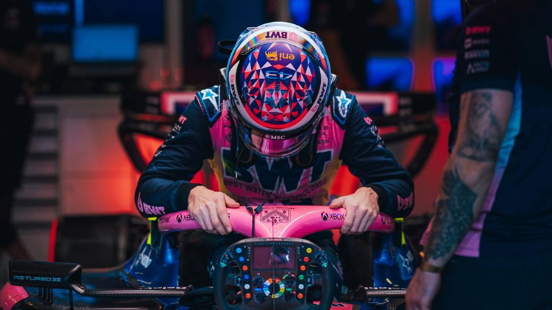 El argentino se enfrentará mañana a la última carrera del 2025 en Abu Dhabi | Imagen Alpine F1 Team