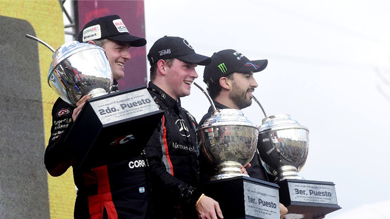 Otto Fritzler ganó en Posadas y logró el primer triunfo de Mercedes-Benz en la historia del Turismo Carretera | Prensa ACTC