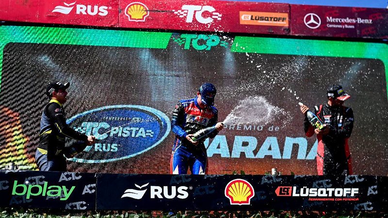 Nicanor Santilli Pazos celebró con emoción su primer triunfo en el TC Pista tras imponerse en Paraná | Prensa ACTC