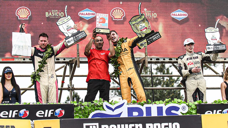 Francisco Coltrinari festejó en lo más alto del podio de la Clase 2 en Oberá y trepó a la punta del campeonato | Prensa TN APAT