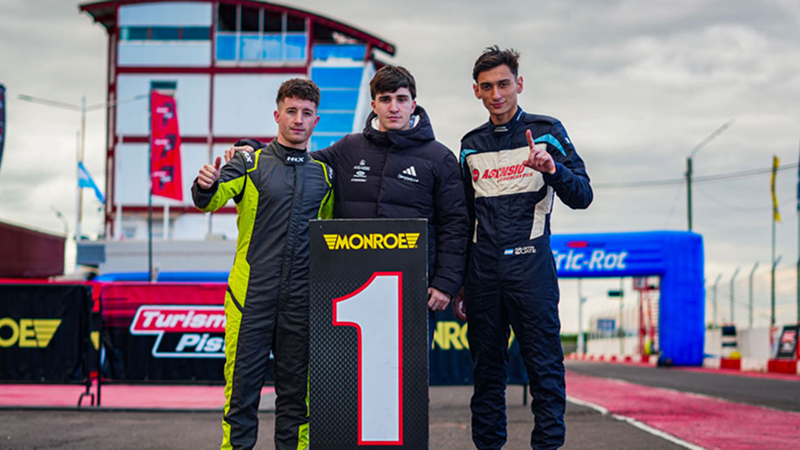 Valentino Spinella se afirma al frente de la primera batería de la Clase Dos en el circuito de Concepción del Uruguay | Gentileza Turismo Pista