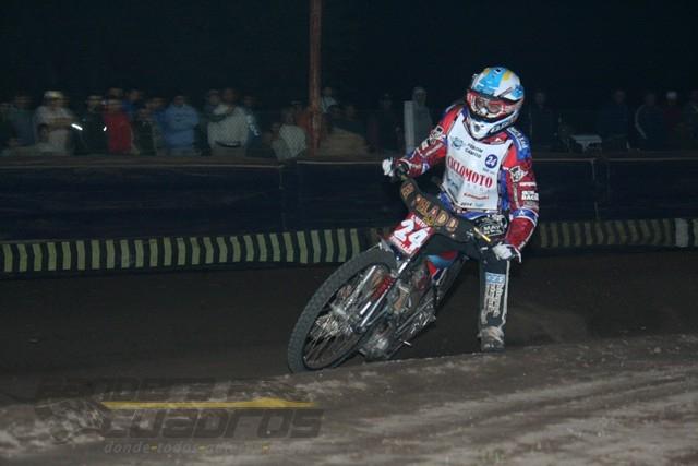  Cristian Zubillaga viene teniendo una inolvidable primera temporada en 200 cc.