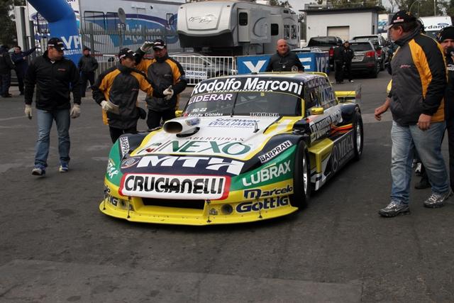 Omar Gurí Martínez tiene la motorización del olavarriense Miguel Ojeda en el TC.