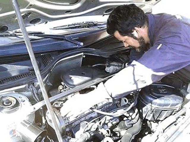Se festeja en la Argentina del Día del Mecánico. Salud fierreros!