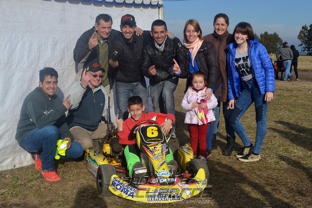 El olavarriense Facundo Navarro se quedó con la pole en la categoría Escuela 50cc.
