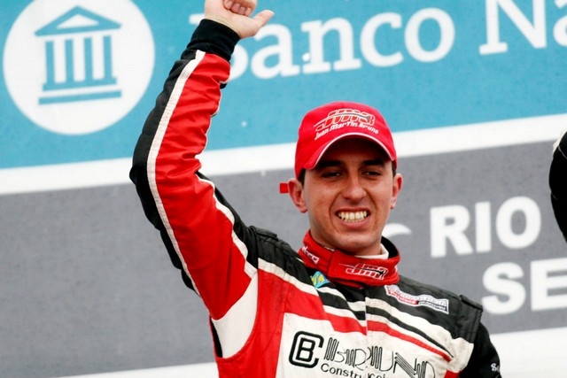 ACTC El piloto de TC Pista Juan Martín Bruno será el invitado de Héctor Di Candia. Los de Saladillo son candidatos.