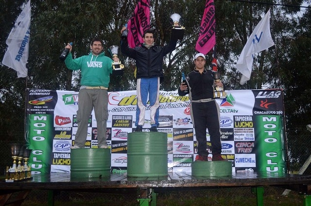 El podio de la 5ª fecha de la Promocional 850 en Stracquadaini, Nico García y Braian Stracquadaini.