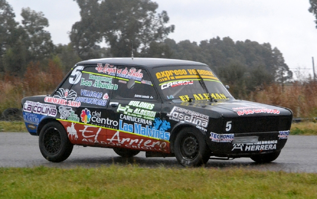 El ganador de las tres carreras disputadas, Gabriel Lezaeta, eligió al campeón de la Monomarca Martín Laborda.