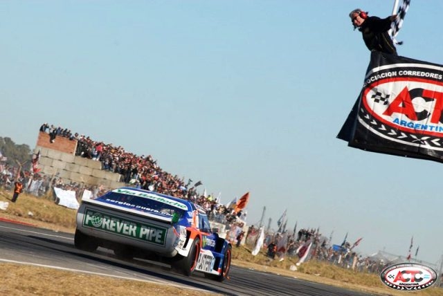 Christian Ledesma es el último ganador de la Vuelta de Olavarría de TC.