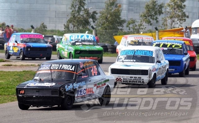 La Monomarca 1100 eligió largada detenida y neumático Pirelli P400.