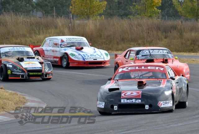 Un parque automotor de 17 máquinas presentará este domingo el TSS en el Autódromo de Olavarría.