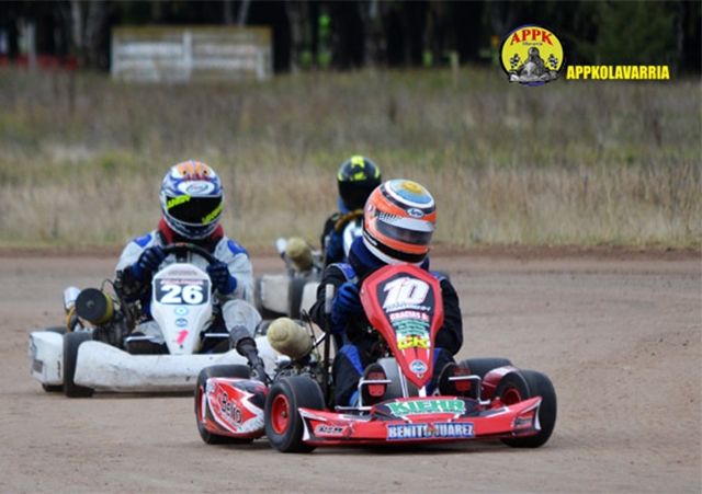 Juan Fernández está segundo en el campeonato de Máster 110cc.