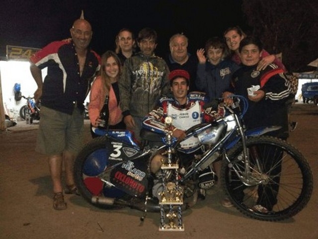 Zubillaga y todo su equipo volverán a estar juntos en el Internacional de Speedway, ahora en las potentes 500cc.