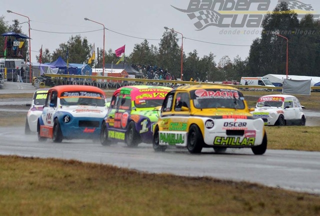 Nicolás García celebró su primera carrera ganada en la Promo bajo la dupla Cos - Vázquez.