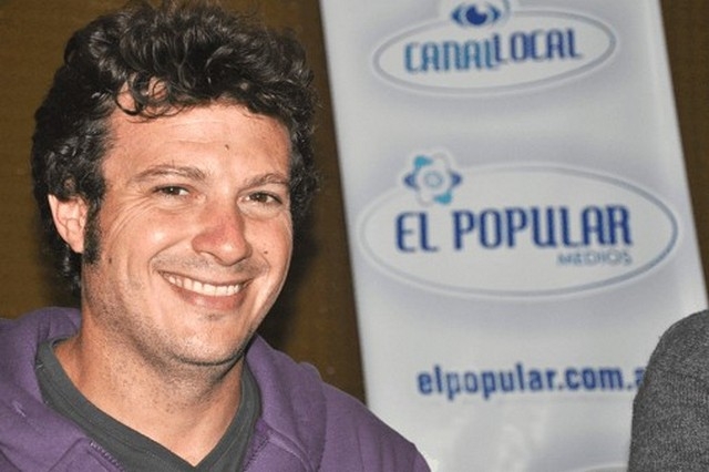 Juan José Barbery es el primer periodista de Latinoamerica en cumplir con el desarrollo del Dakar.